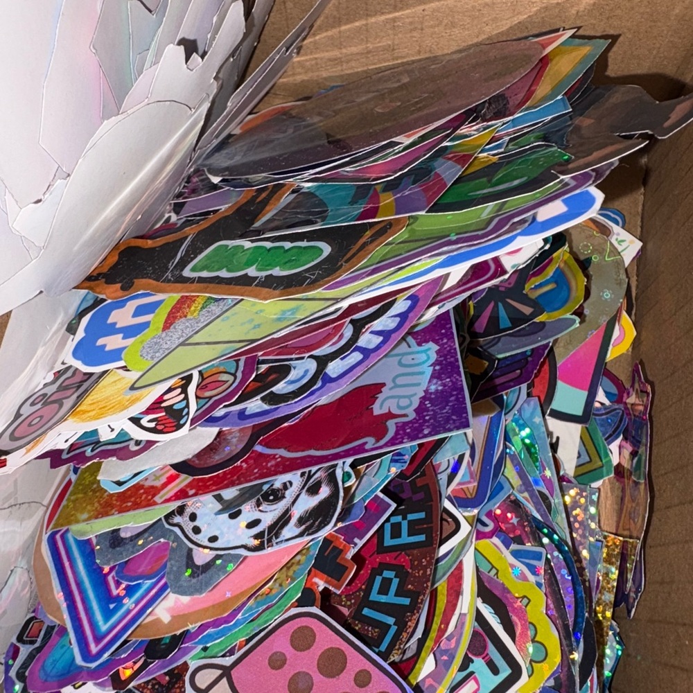 100 piece holographic sticker,2-3 inches big